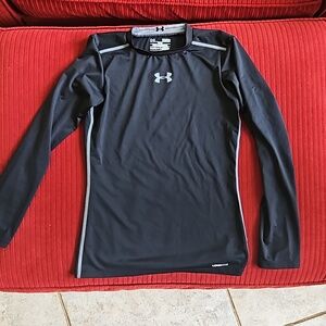 Under Armour long sleeve youth shirt, perfect as base layer